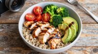 create customizable protein bowls